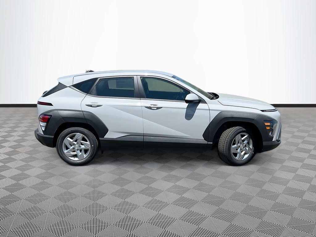 2027 Hyundai KONA SE FWD