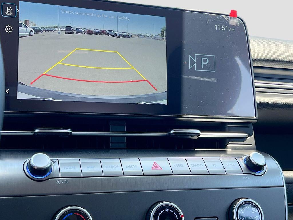 2027 Hyundai KONA SE FWD