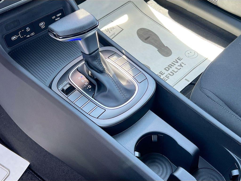 2027 Hyundai KONA SE FWD