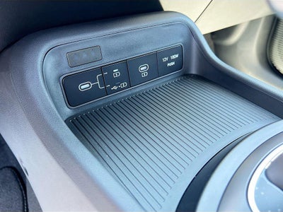 2027 Hyundai KONA SE FWD