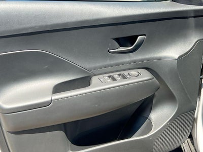 2027 Hyundai KONA SE FWD