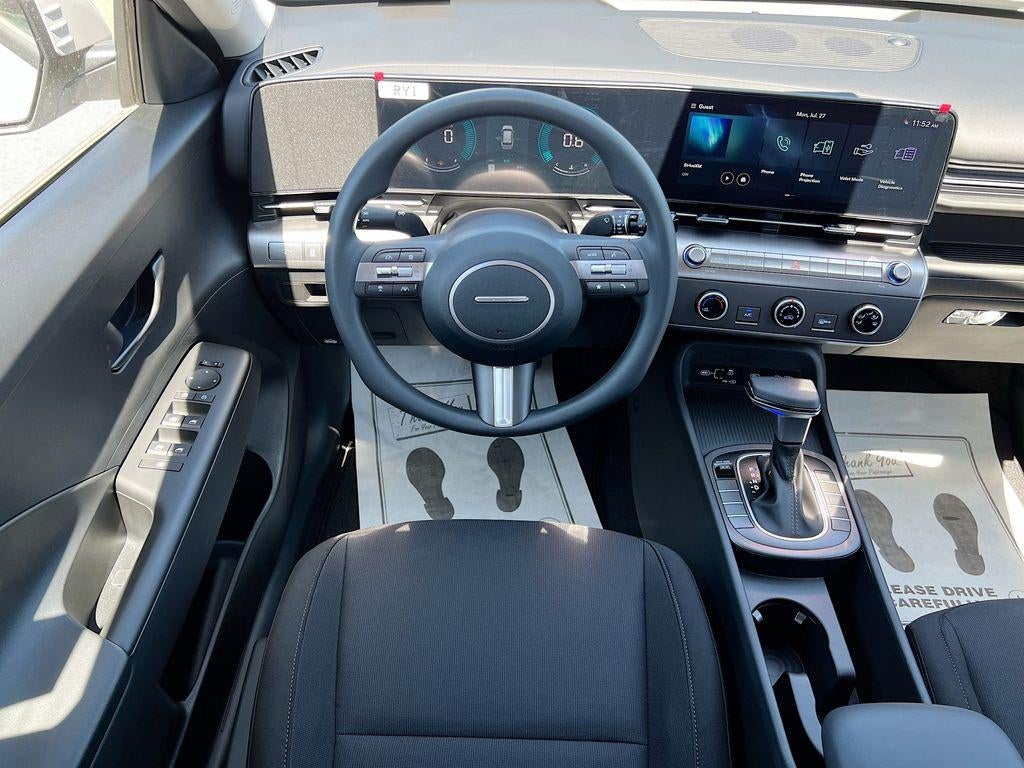 2027 Hyundai KONA SE FWD