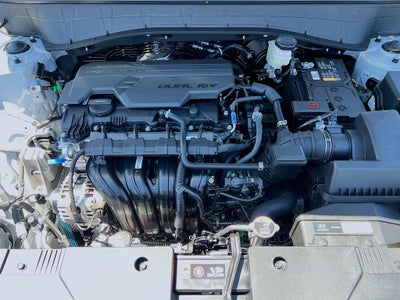 2027 Hyundai KONA SE FWD
