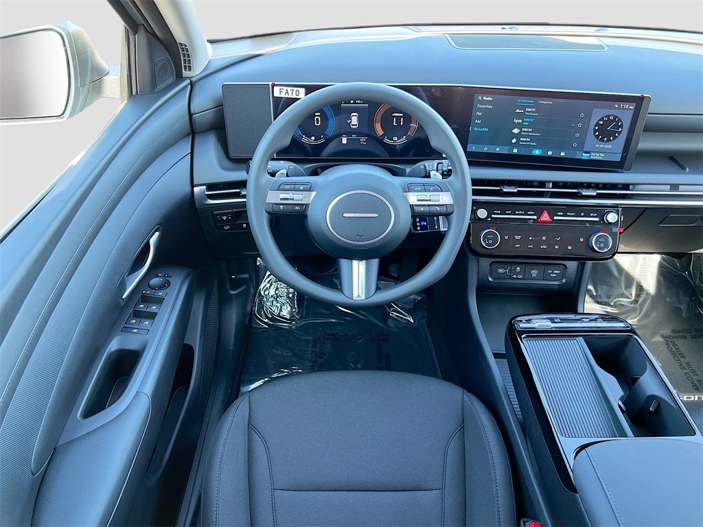 2026 Hyundai TUCSON HYBRID SEL AWD