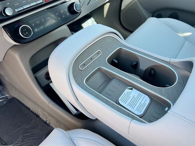 2026 Hyundai PALISADE HYBRID SEL Premium 8P