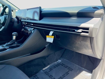2026 Hyundai SONATA SE