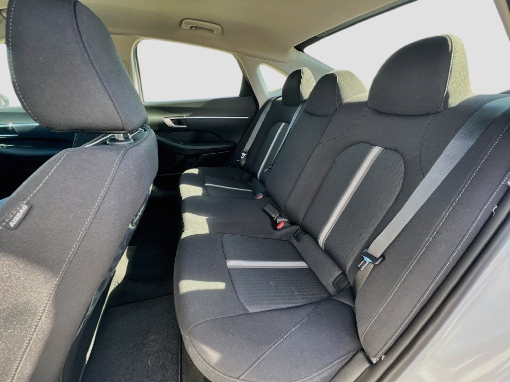 2027 Hyundai SONATA HYBRID Blue