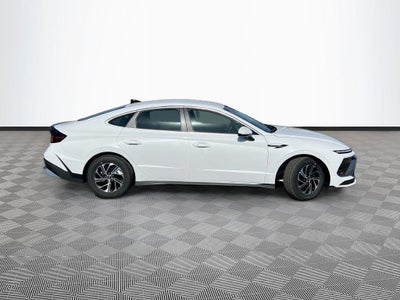 2027 Hyundai SONATA HYBRID Blue