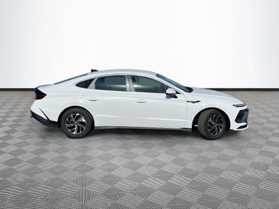2027 Hyundai SONATA HYBRID Blue