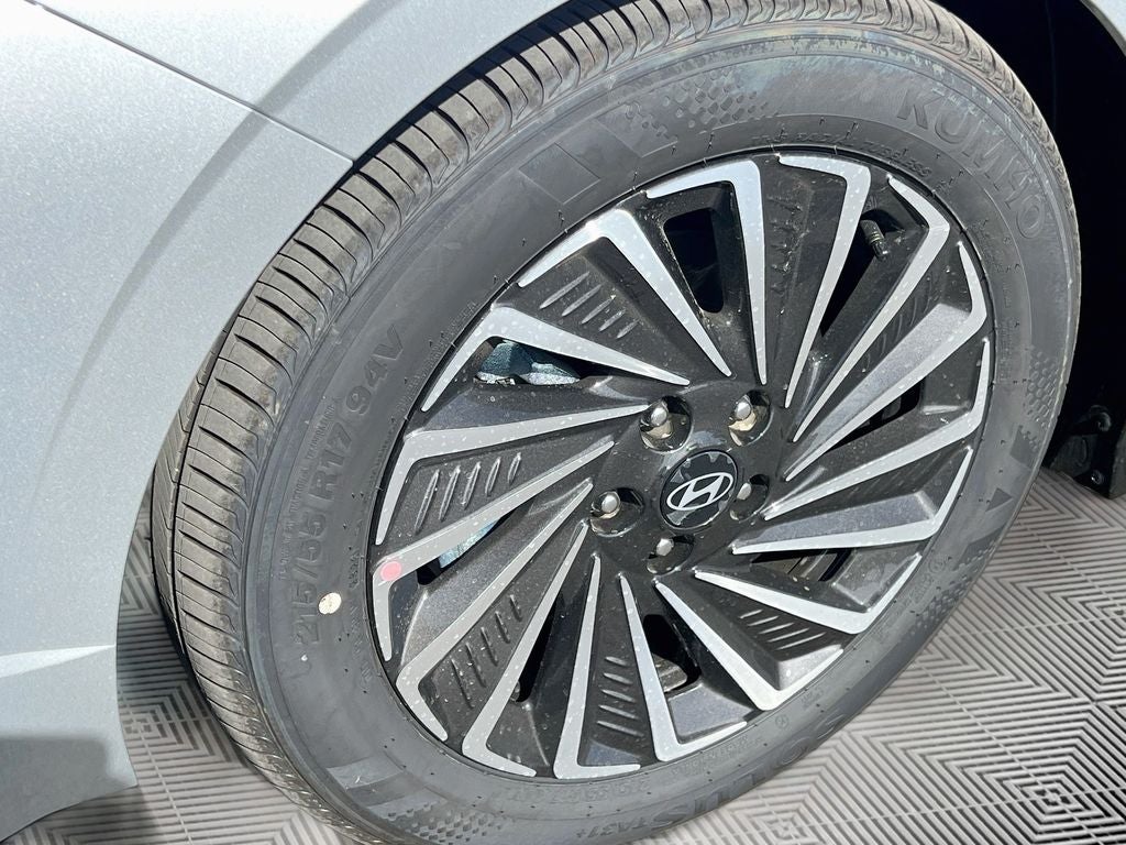 2026 Hyundai SONATA HYBRID SEL
