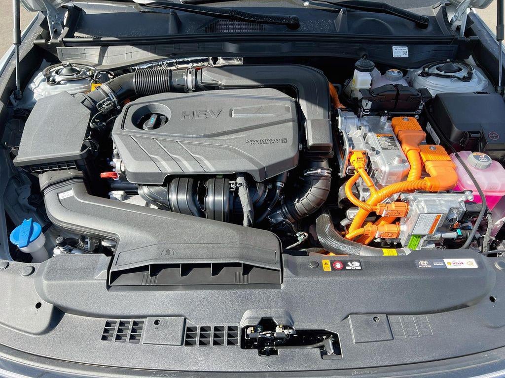 2026 Hyundai SONATA HYBRID SEL