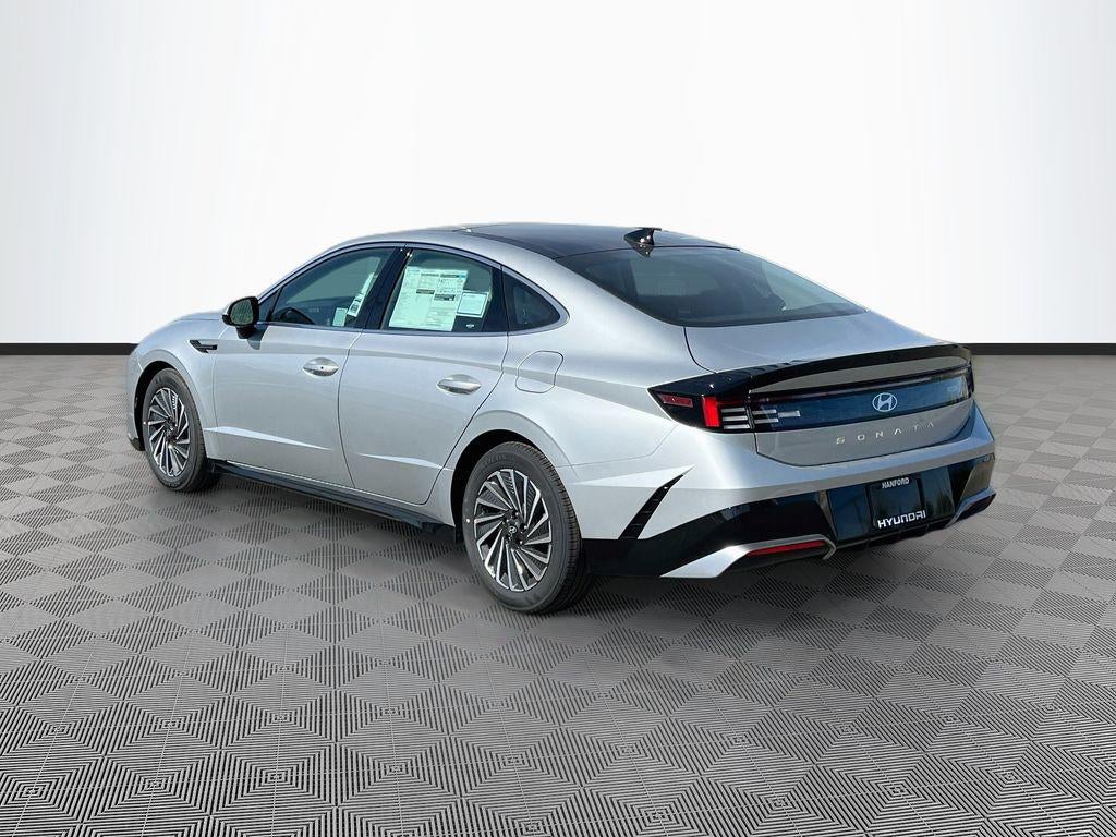 2026 Hyundai SONATA HYBRID SEL