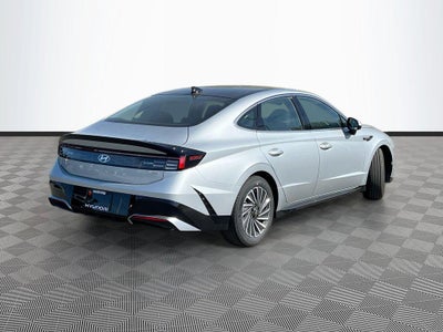 2026 Hyundai SONATA HYBRID SEL