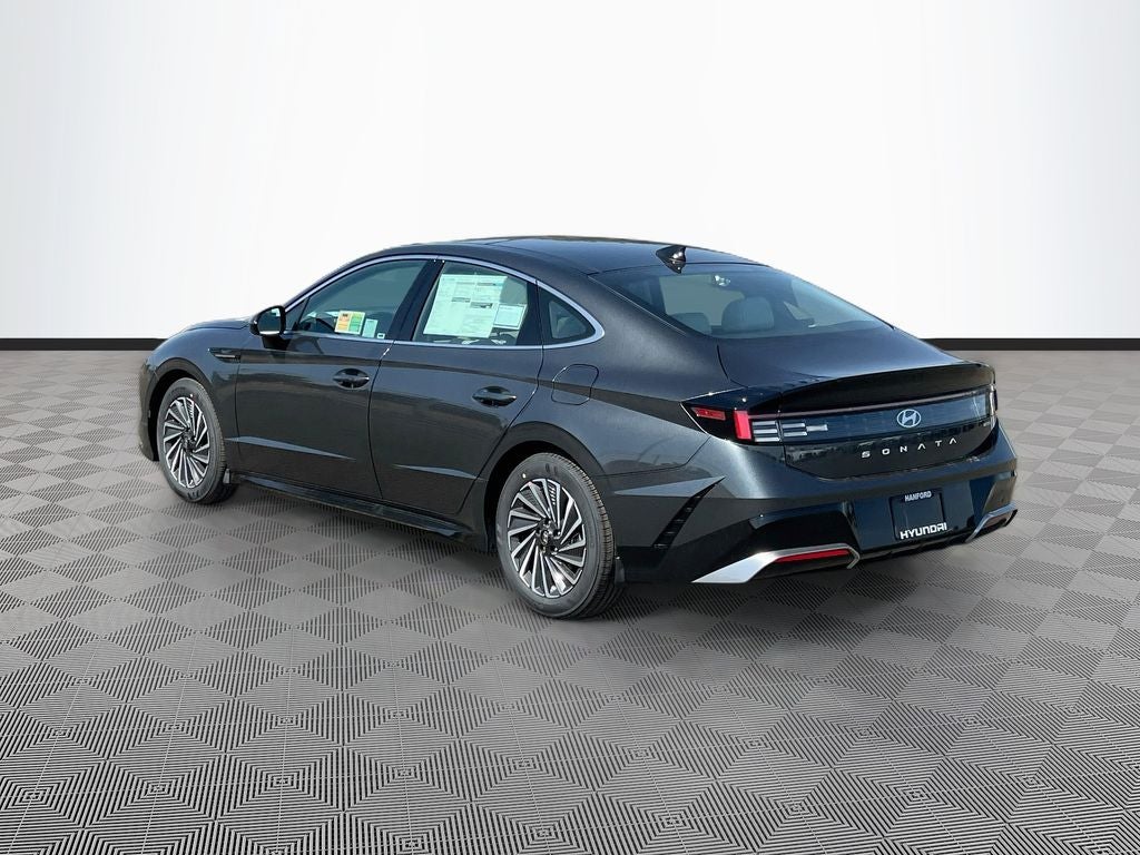 2026 Hyundai SONATA HYBRID SEL