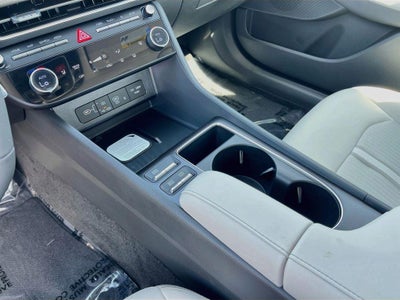 2026 Hyundai SONATA HYBRID SEL