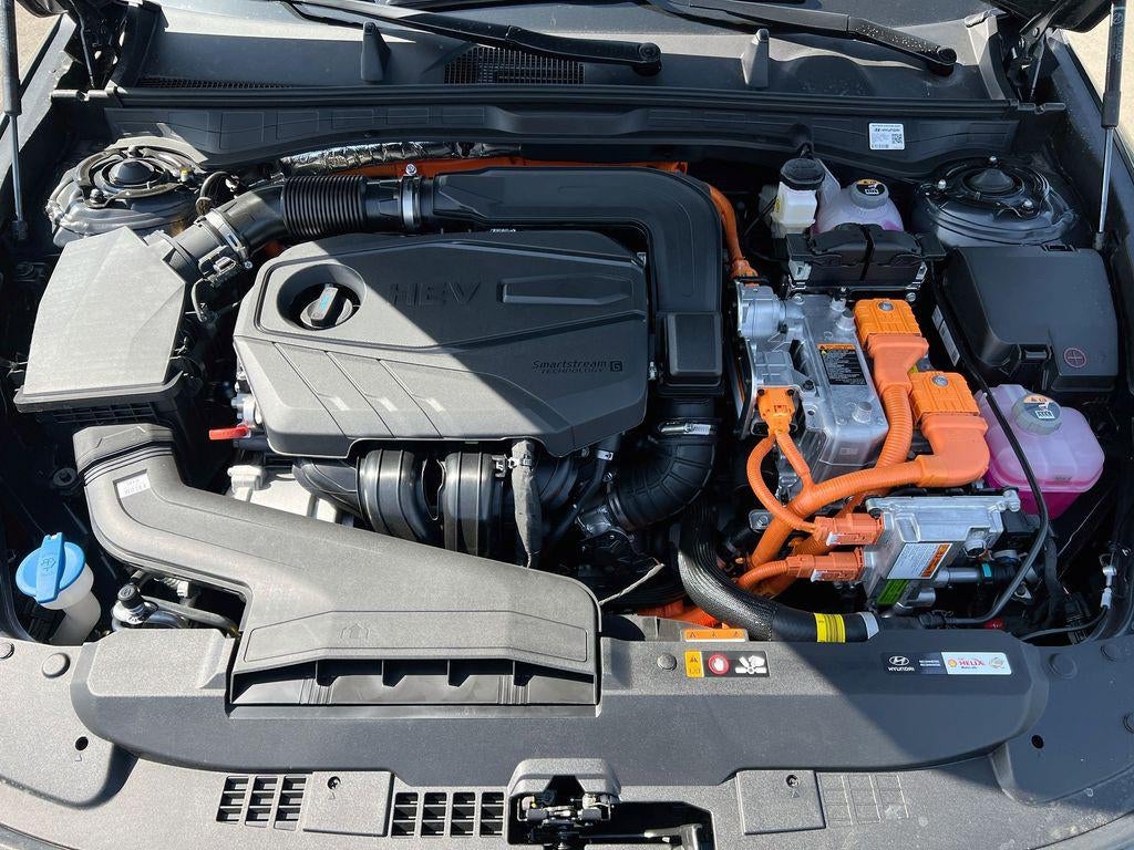 2026 Hyundai SONATA HYBRID SEL