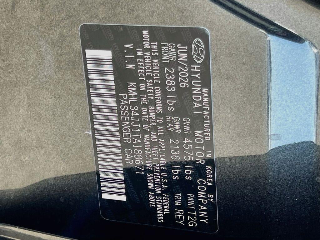 2026 Hyundai SONATA HYBRID SEL
