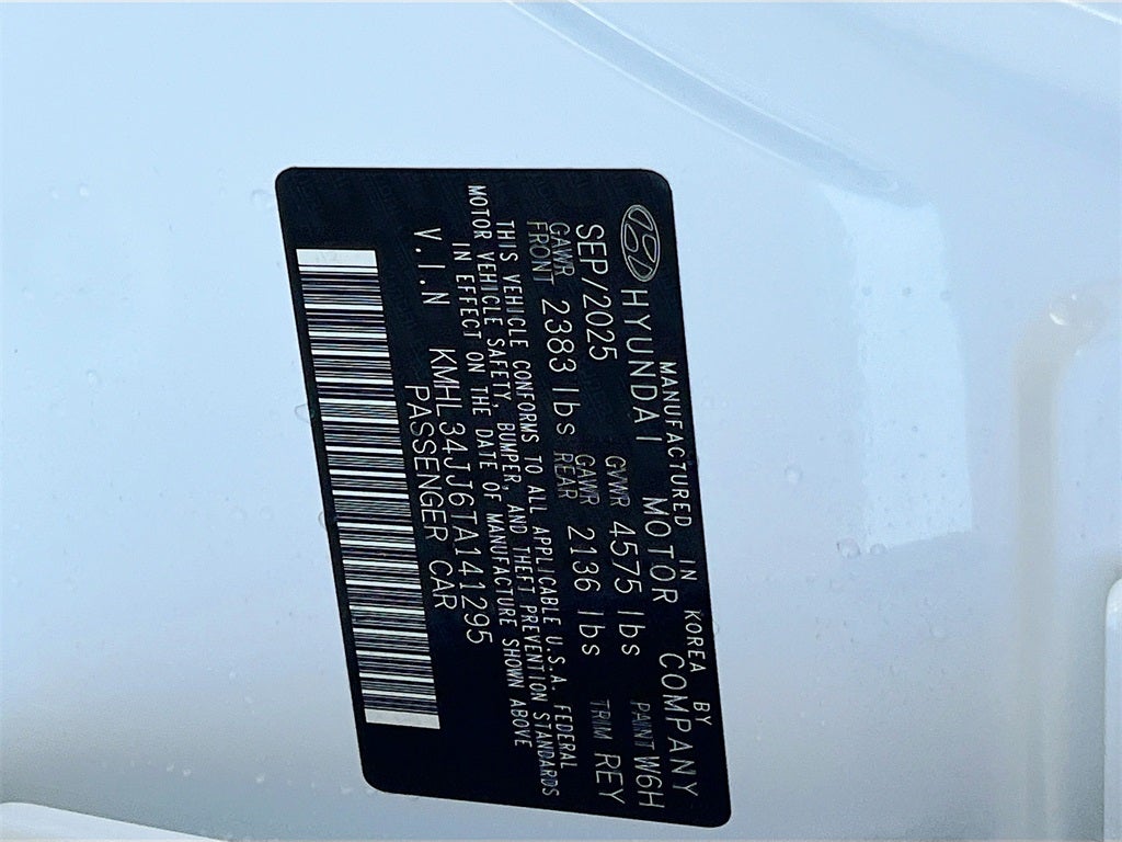 2026 Hyundai SONATA HYBRID SEL