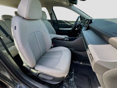 2026 Hyundai SONATA HYBRID SEL