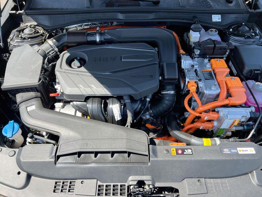 2026 Hyundai SONATA HYBRID SEL