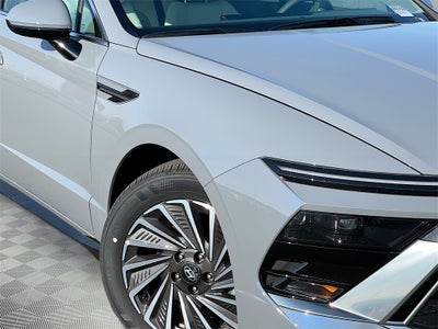 2026 Hyundai SONATA HYBRID SEL