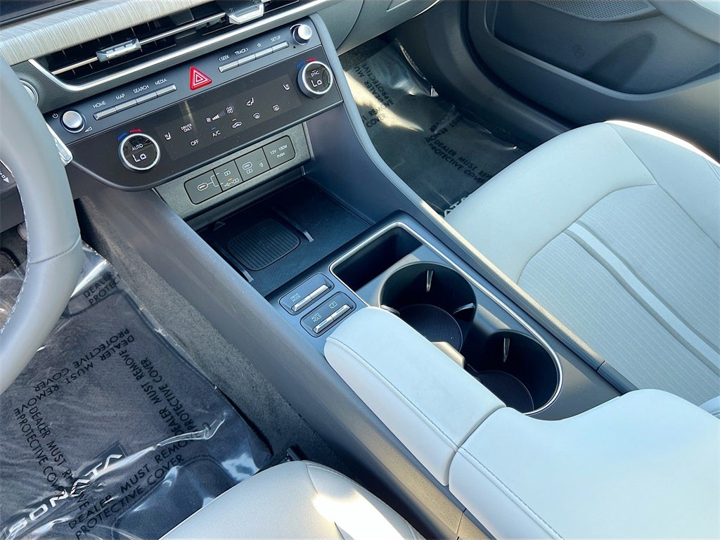 2026 Hyundai SONATA HYBRID SEL