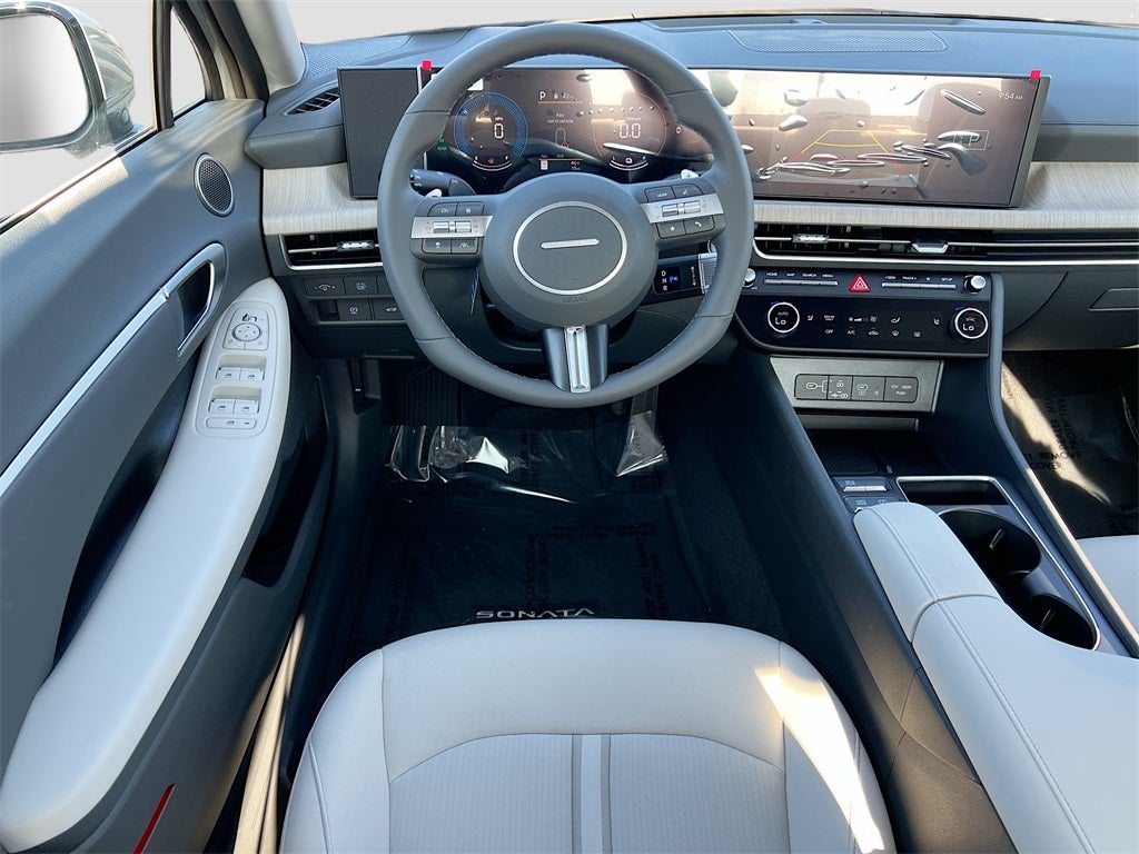 2026 Hyundai SONATA HYBRID SEL