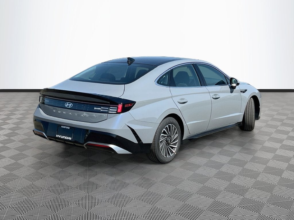 2027 Hyundai SONATA HYBRID SEL