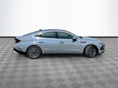 2027 Hyundai SONATA HYBRID SEL