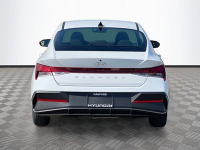 2026 Hyundai ELANTRA SE