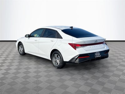 2026 Hyundai ELANTRA SE