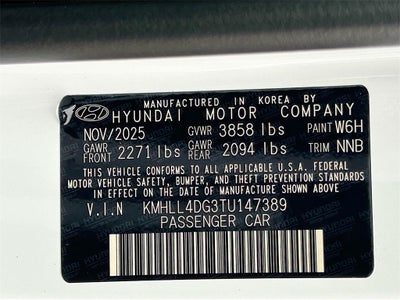 2026 Hyundai ELANTRA SE