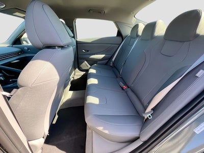 2026 Hyundai ELANTRA SE