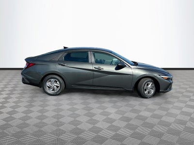 2026 Hyundai ELANTRA SE