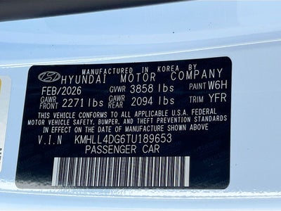 2026 Hyundai ELANTRA SE