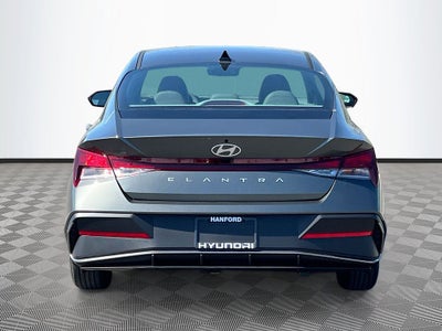 2026 Hyundai ELANTRA SE