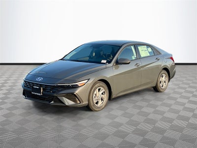 2026 Hyundai ELANTRA SE