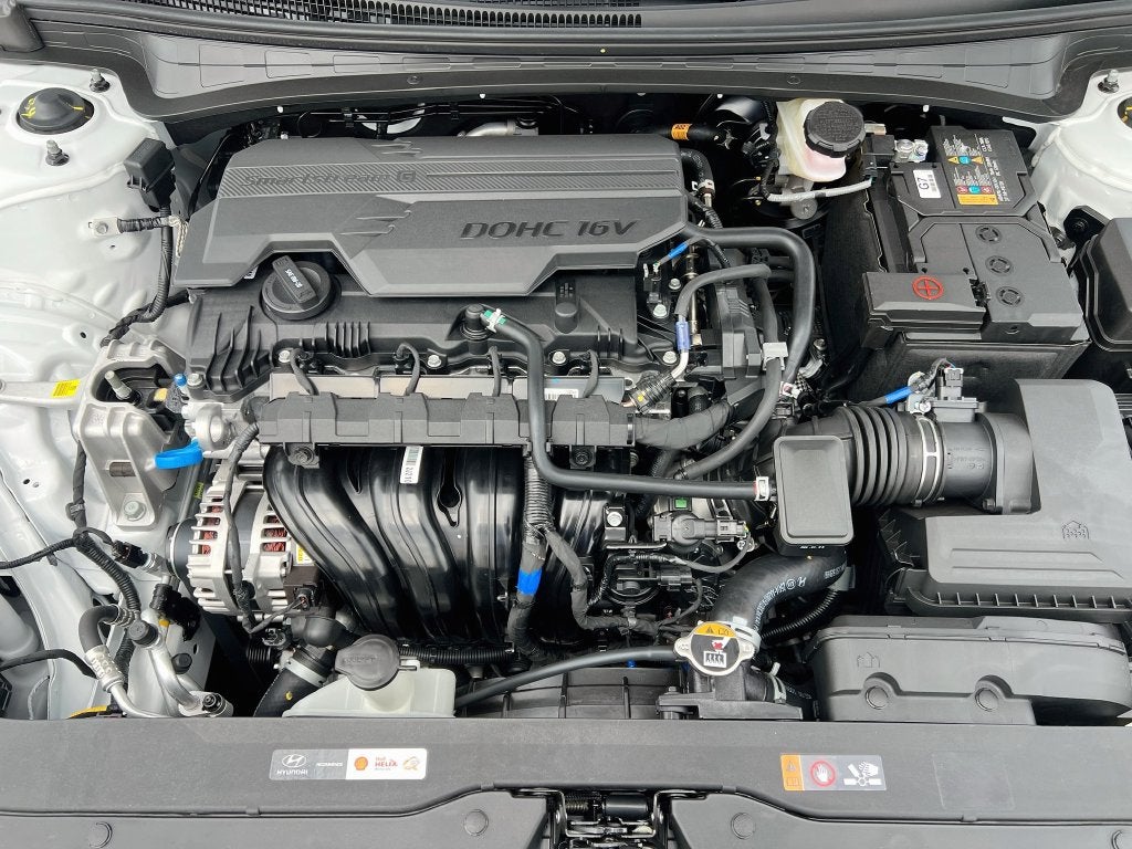 2026 Hyundai ELANTRA SE