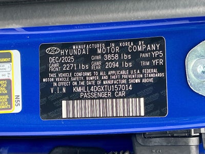 2026 Hyundai ELANTRA SE