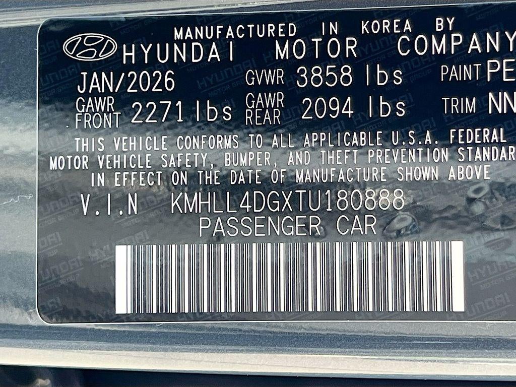 2026 Hyundai ELANTRA SE