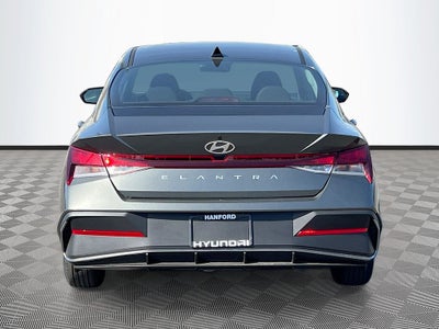 2026 Hyundai ELANTRA SE