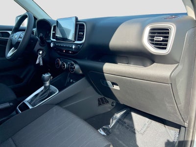 2026 Hyundai VENUE SE