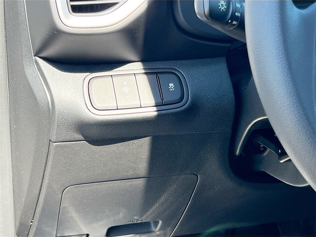 2025 Hyundai VENUE SE