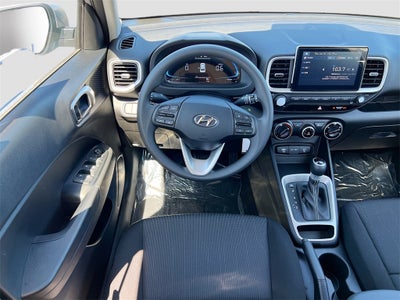 2025 Hyundai VENUE SE