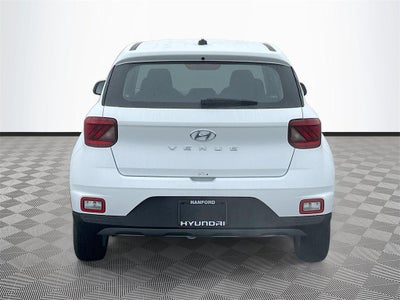 2026 Hyundai VENUE SE