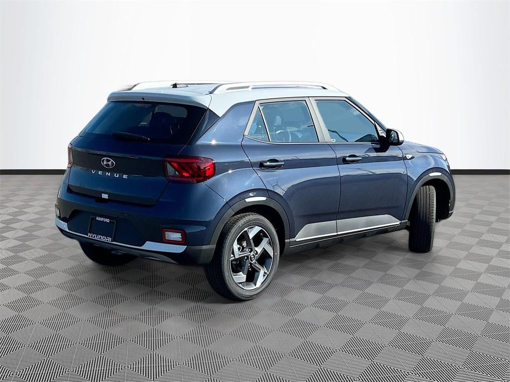 2026 Hyundai VENUE SEL W/Two-Tone Roof