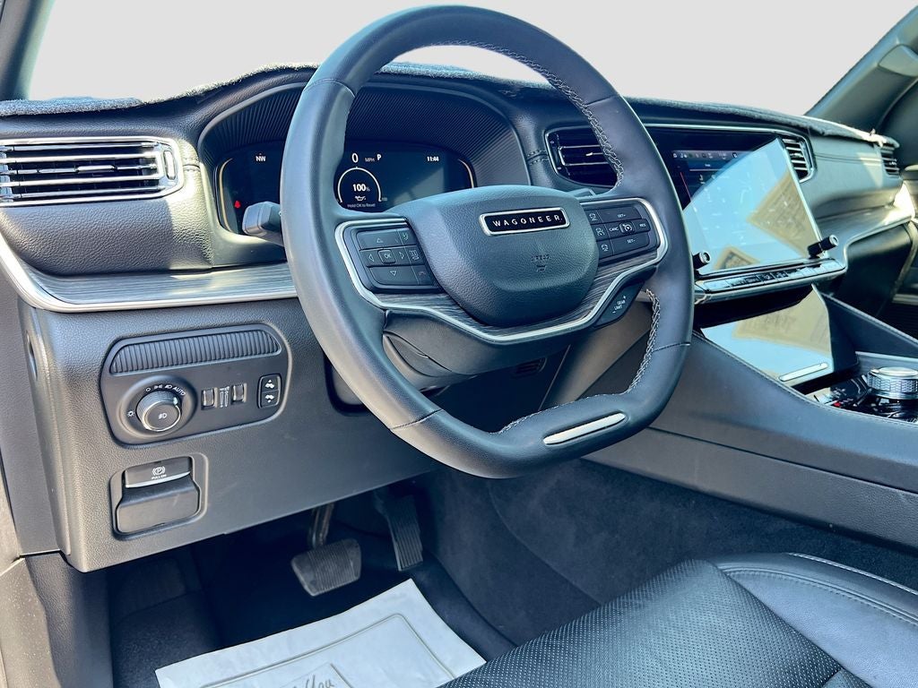 2024 Jeep Wagoneer L Series II - Photo 10