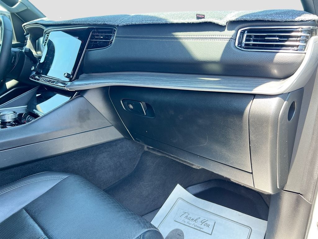 2024 Jeep Wagoneer L Series II - Photo 32