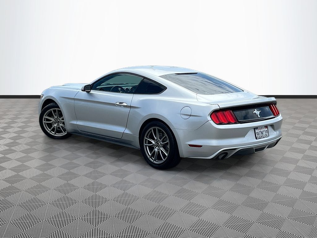 2015 Ford Mustang V6
