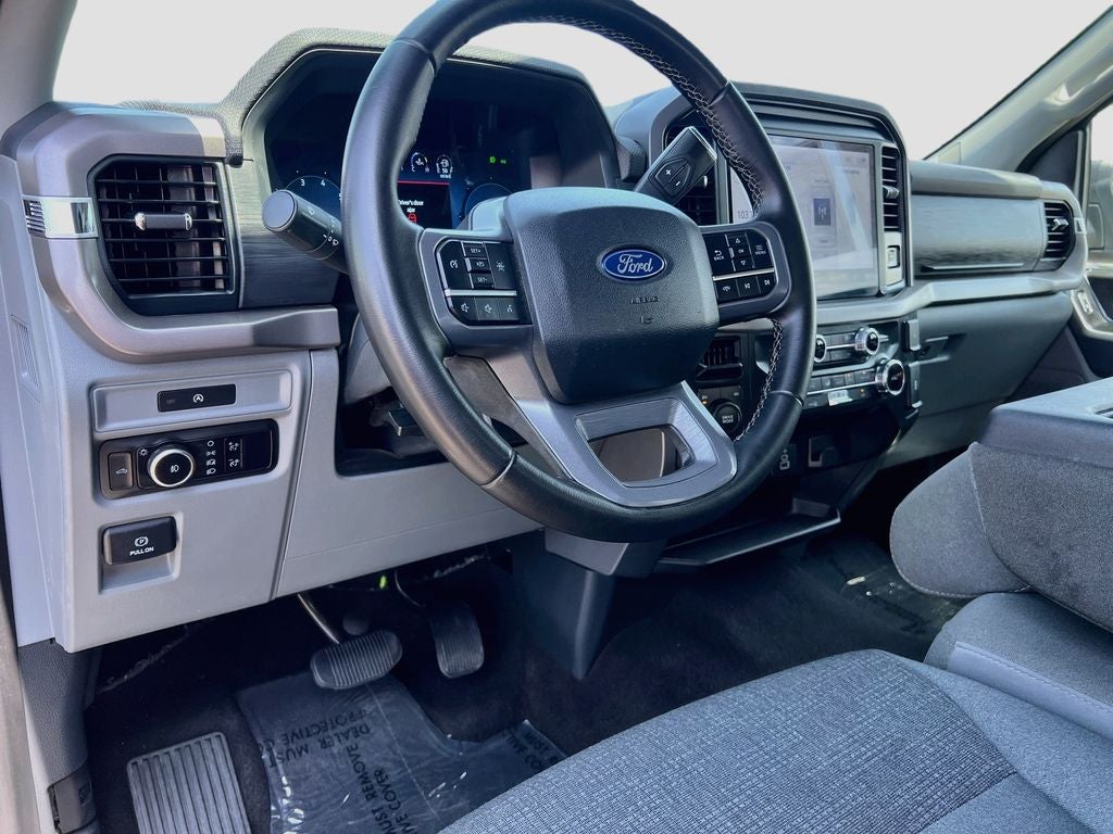 2025 Ford F-150 XLT - Photo 10